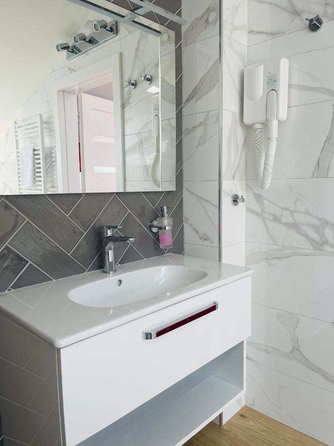 Penzion Rosel Nove Zamky Exterior photo